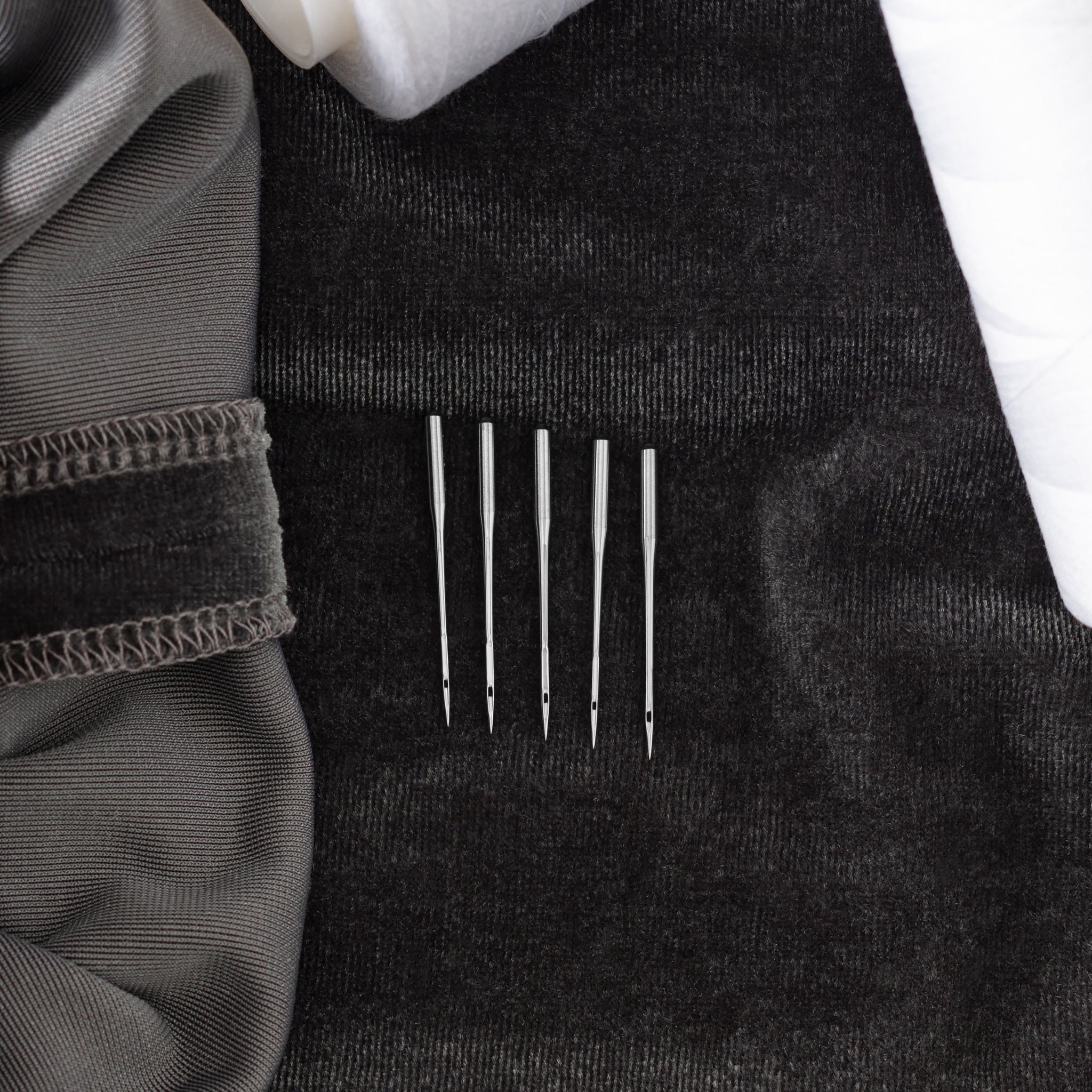 Overlock Sewing Machine Needles – SCHMETZneedles