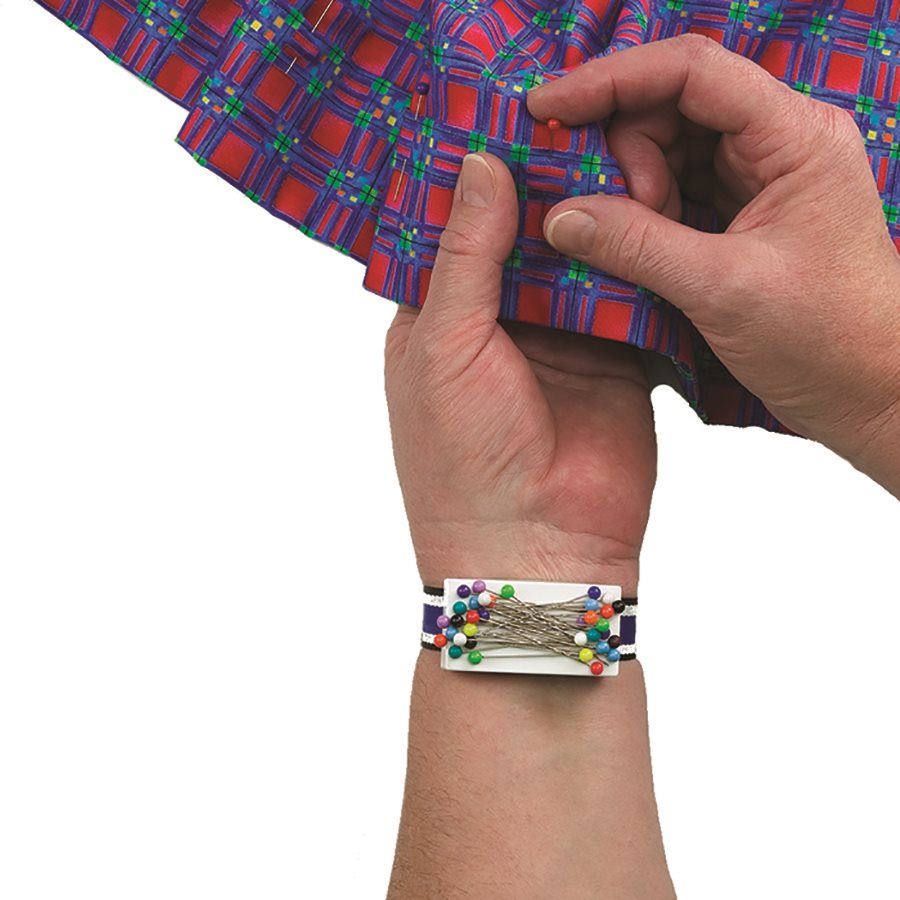 Wrist Grabbit Magnetic Pin Cushion - RISD Store